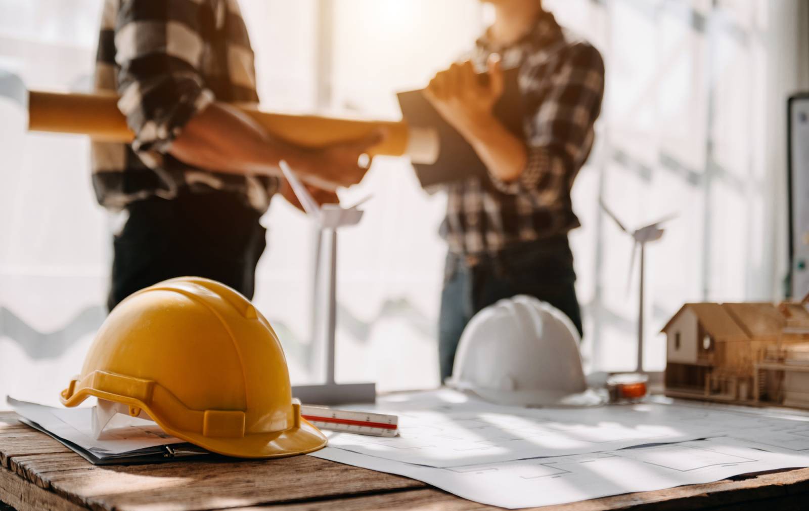 Quels sont les avantages d'un assistant à maîtrise d'ouvrage lors de la construction d'une maison à Lyon et sa région ?